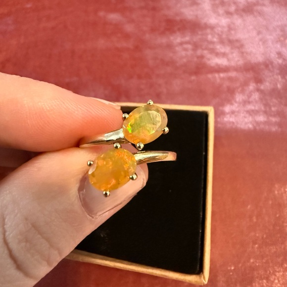 Elegant Gold Fire Opal Ring